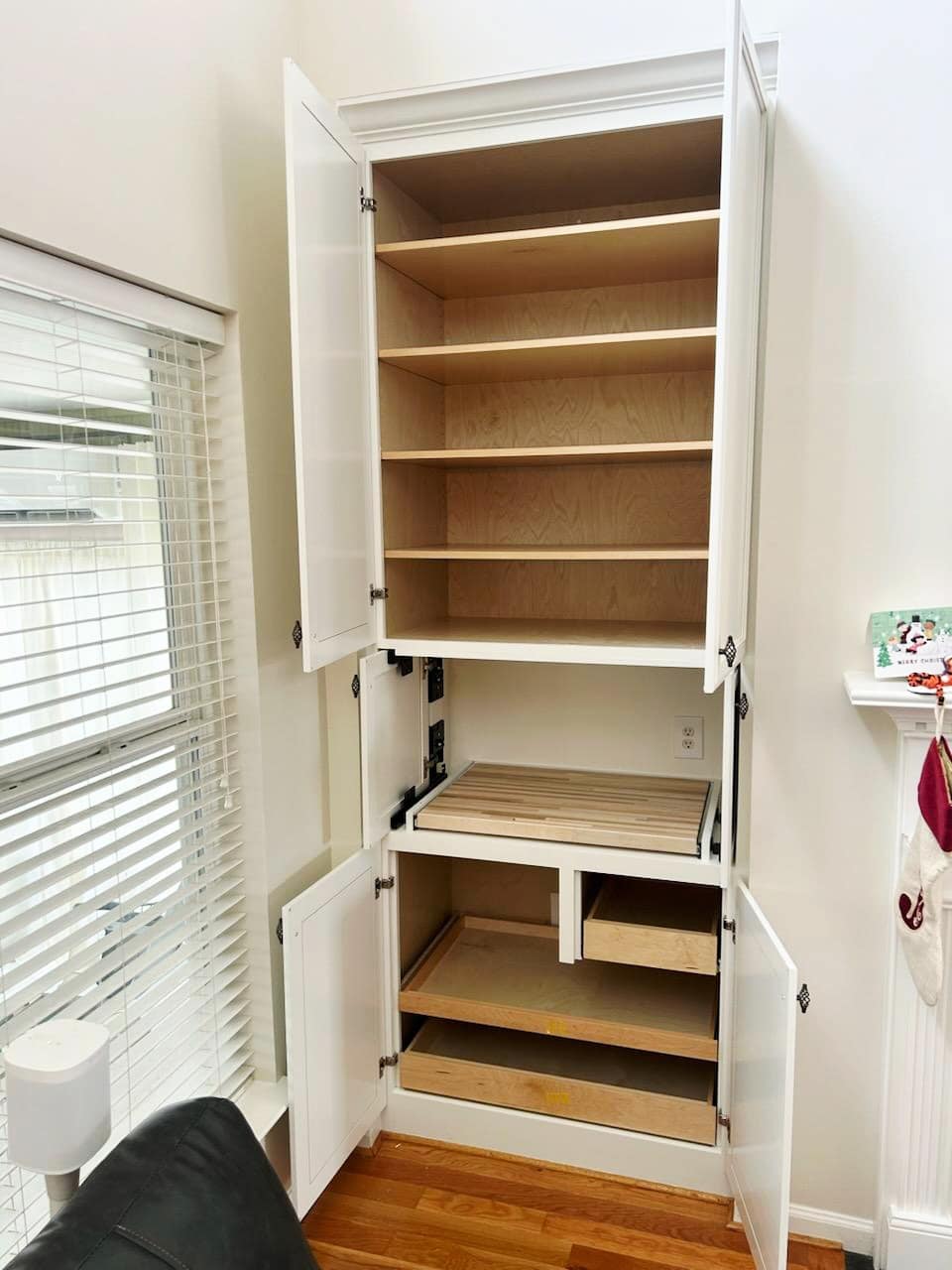 Pull-out Living Room